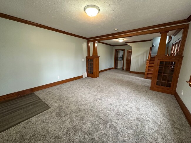 Photo - Move in Special - $500 off November rent -...