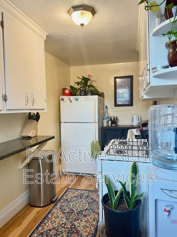 Photo - 3701 Colonial Ave