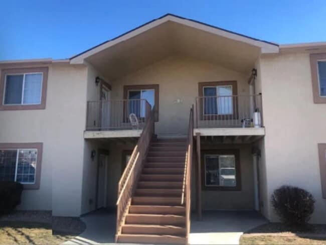 MUST SEE 3 Bed 2 bath - MUST SEE 3 Bed 2 bath House