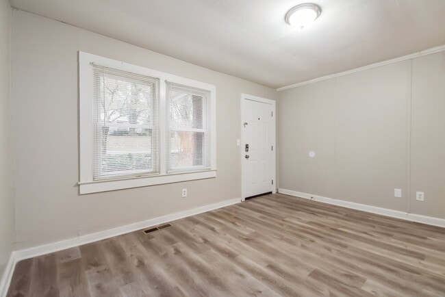 Photo - 5578 Owens Dr