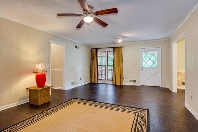 Photo - 2139 Groover Rd