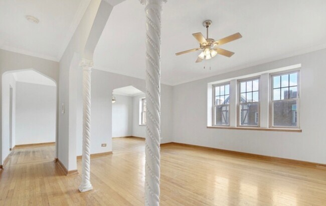 Photo - 10913 S Longwood Dr Unit 3