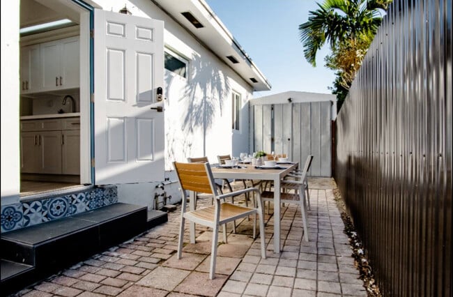 Photo - 2170 NW 18th Ter