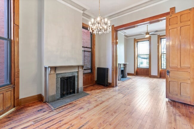 Photo - 1512 W Jackson Blvd Unit 2nd Floor