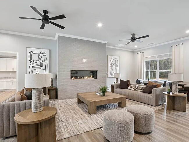 Photo - 799 Red River Dr