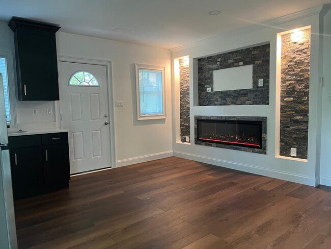 Photo - 6032 Clames Dr Unit Studio