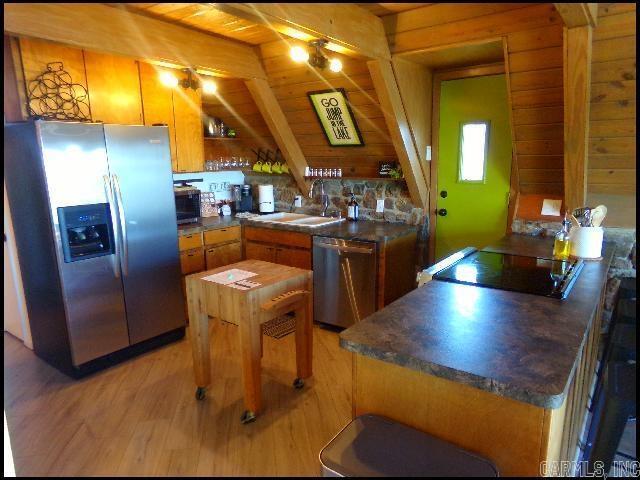 Photo - 136 Catalina Cir