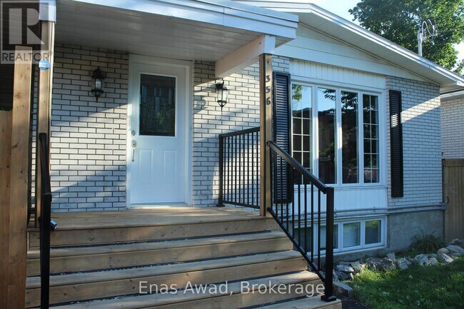 Photo - 356 Shakespeare St Unité 1