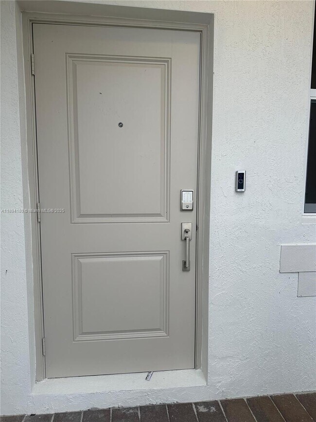 Photo - 2546 SE 27th Dr