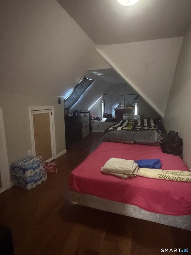 Photo - 25 E Pearl St