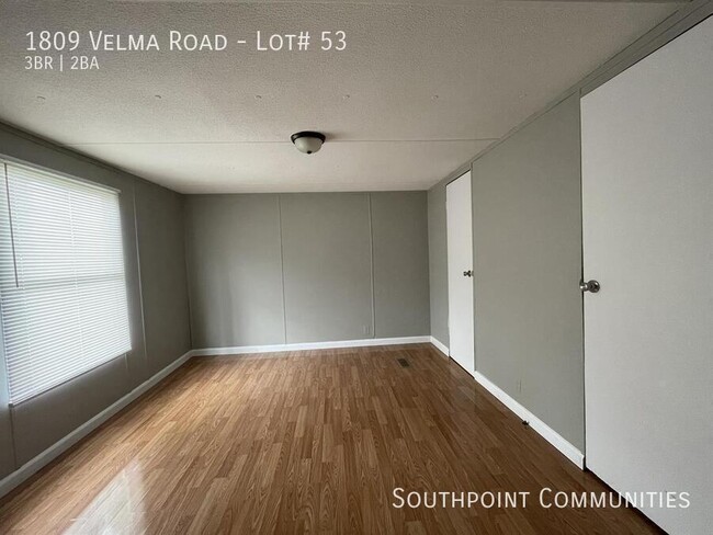 Photo - 1809 Velma Rd