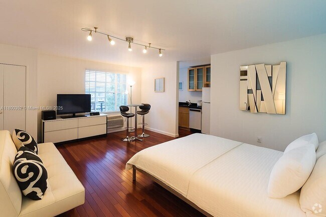 Building Photo - 420 15th St Unit 106 Rental