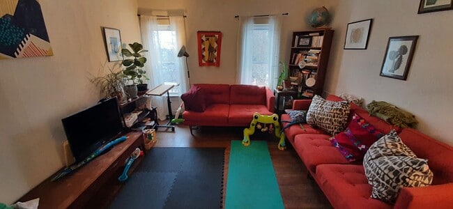 Photo - 121 Columbia St Unidad 2