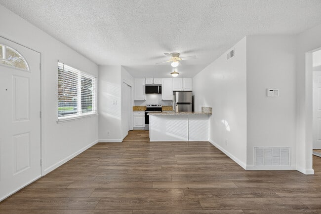 Photo - 81 La Fresa Ct Unit 1