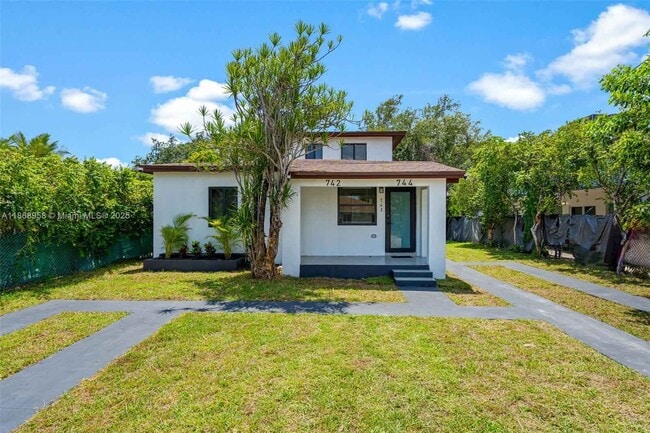3/2 in Miami - 3/2 in Miami House