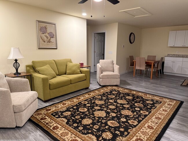 Photo - 424 Hancock St