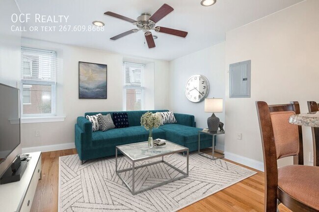 Building Photo - 2220 Fitzwater St Unit 2