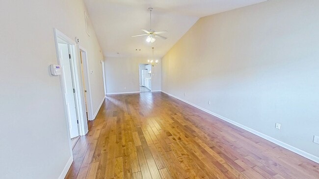 Photo - Columbia County TOWNHOME!