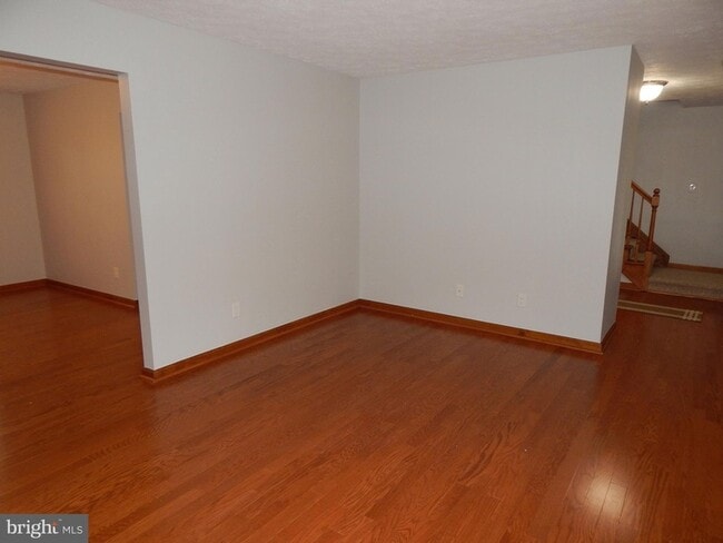 Photo - 43974 White Cedar Ln