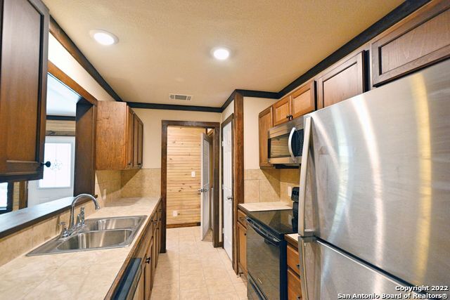 Photo - 1155 Farm To Market 2722