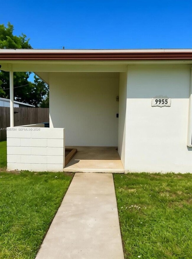 Photo - 9955 SW 214th St