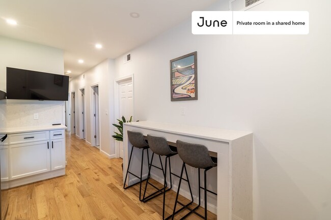 Photo - Room in Shared 3 bed/2 bath home Unidad C