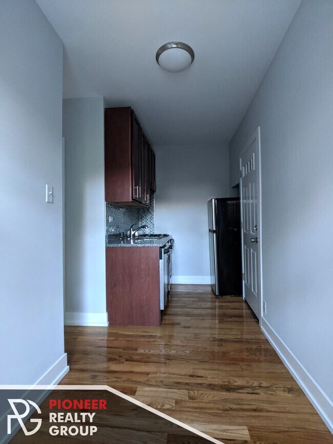 Photo - 908 W George St Unit 2904-L1