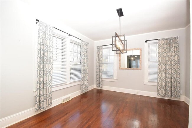 Photo - 3116 Jackson St