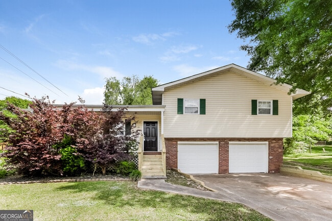 Photo - 15 Pine Valley Dr House