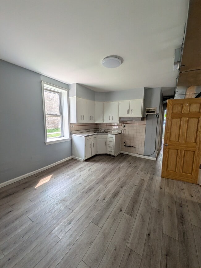 Photo - 5520 W 24th St Unit 1