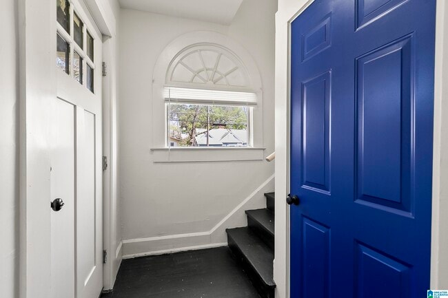 Photo - 1101 7th Ave W