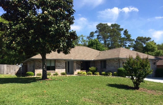 Photo - 213 Hillside Dr
