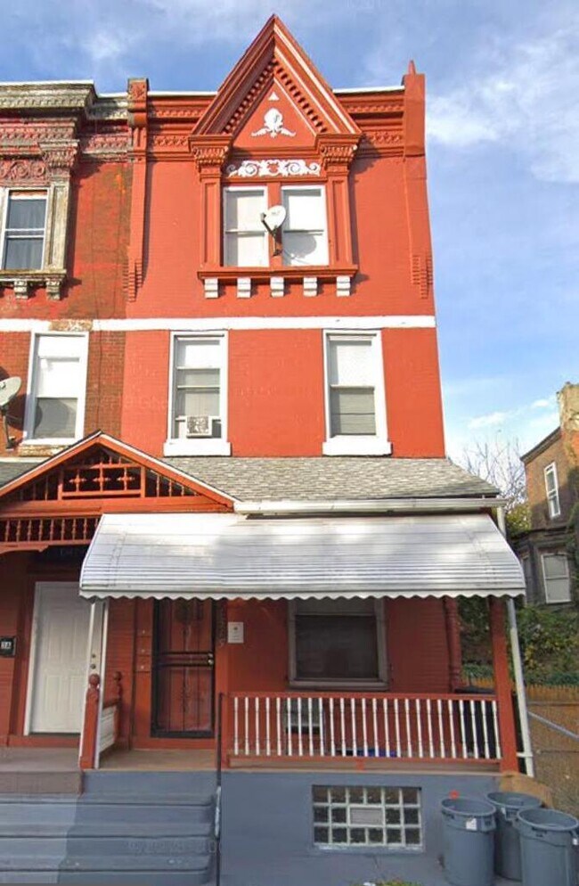 1515 W Westmoreland St Unit 1