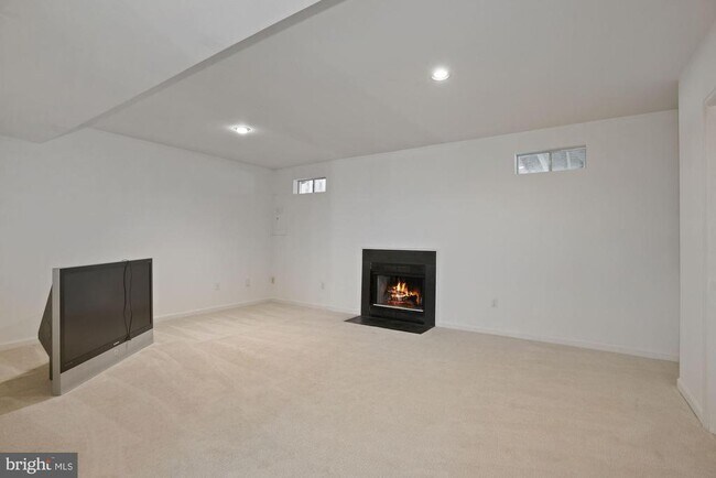 Photo - 4002 Rosemeade Dr