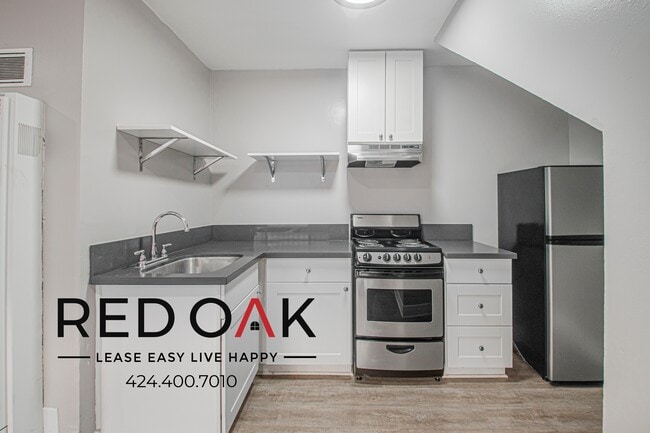 Photo - 5632 Harold Way Unit 4