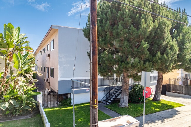 Alternate - BEAUTIFUL REMODELED 1 AND 2 BEDROOM UNITS ...