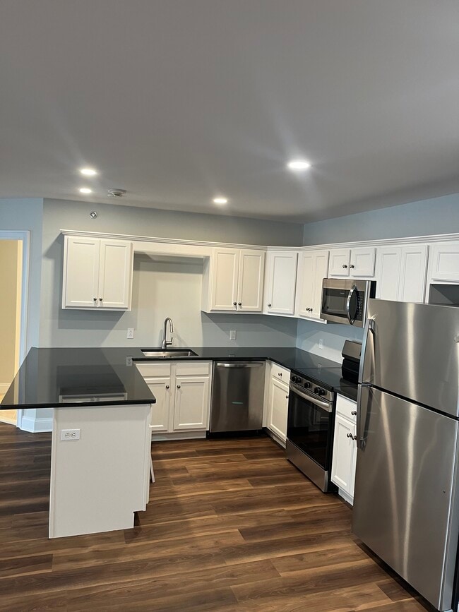 Photo - 94 Danbury Rd Unit 3