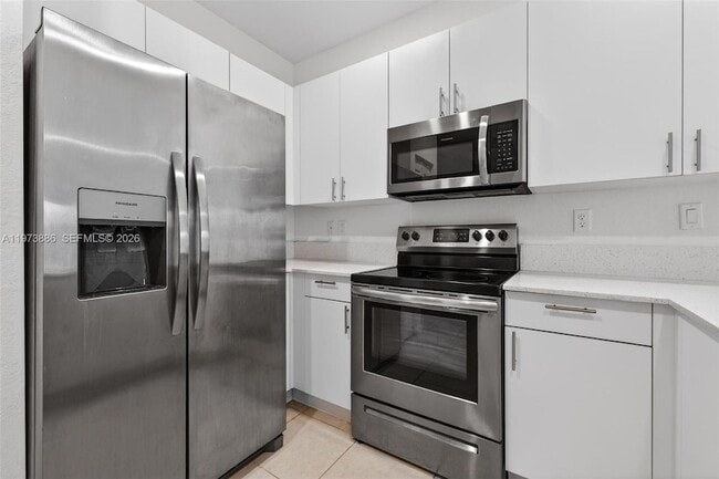 Photo - 2662 SE 10th St