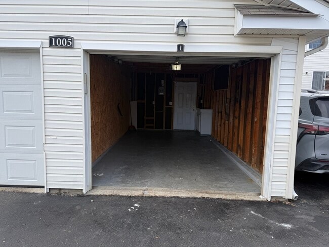 Photo - 1006 Hartford Village Blvd Unit 1006