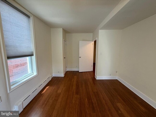 Photo - 1436 Wolf St
