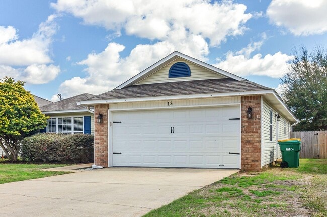 Photo - 13 Kathleen Dr