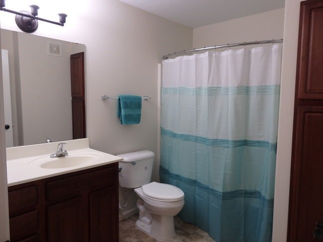 Photo - Courtwood Village I