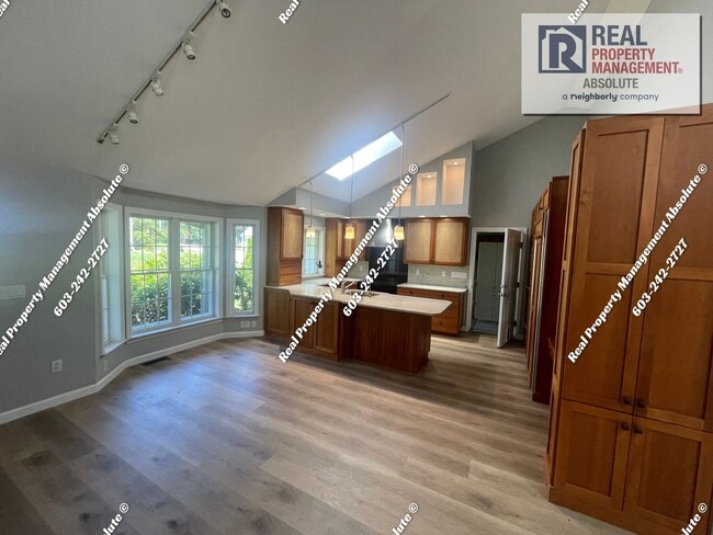 Photo - Beautiful 4 Bedroom Condo