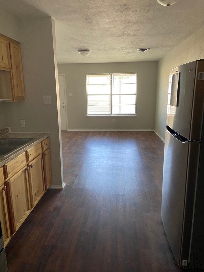 Photo - 1406 Goliad St Unidad A