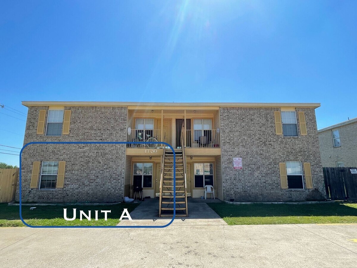 Photo - 1300 Dugger Cir Unidad A