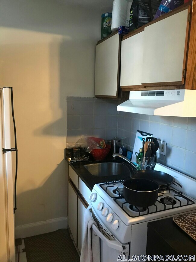 Photo - 1412 Commonwealth Ave Unidad 1