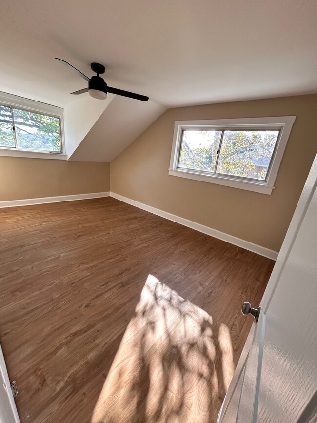 Photo - 415 Woodside Ave