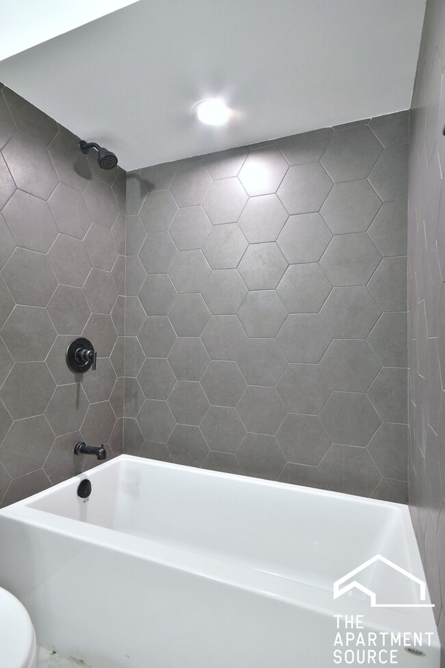 Photo - 830 Judson Ave