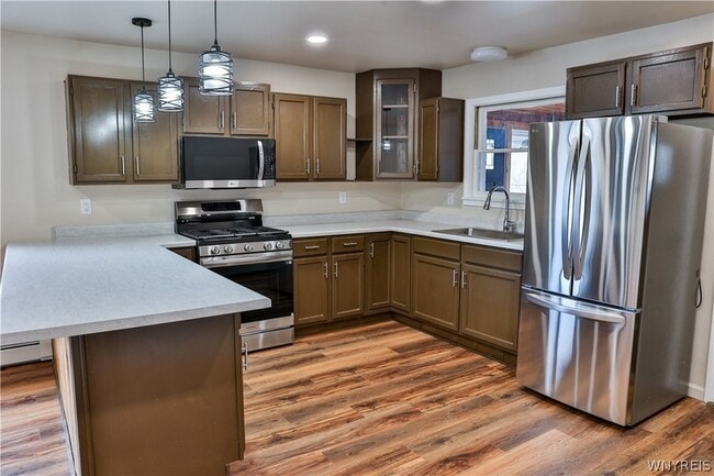 Photo - 21 Center St Unidad Rear