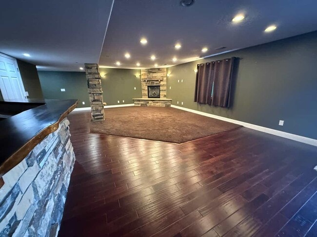 Photo - 1138 Lakecrest Ct